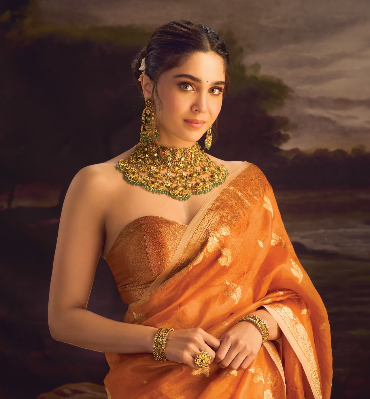 GnR3q3rbcAAPAIw?format=jpg&name=large