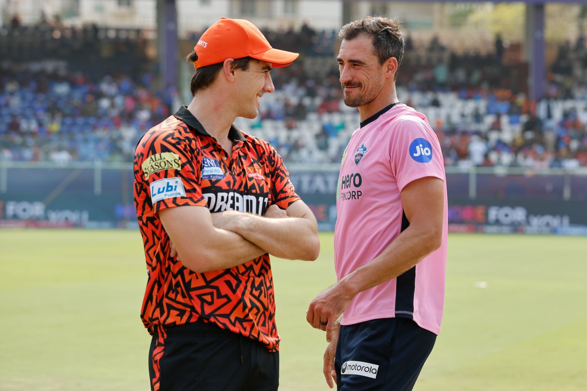 IPL's tweet photo. What’s the speed limit on this pitch? 🤔

Drop your best guesses on what the Aussie quicks are chatting about 👇

Updates ▶ https://t.co/L4vEDKzthJ

#TATAIPL | #DCvSRH | @patcummins30 | @DelhiCapitals | @SunRisers https://t.co/vAy6pRbCKt