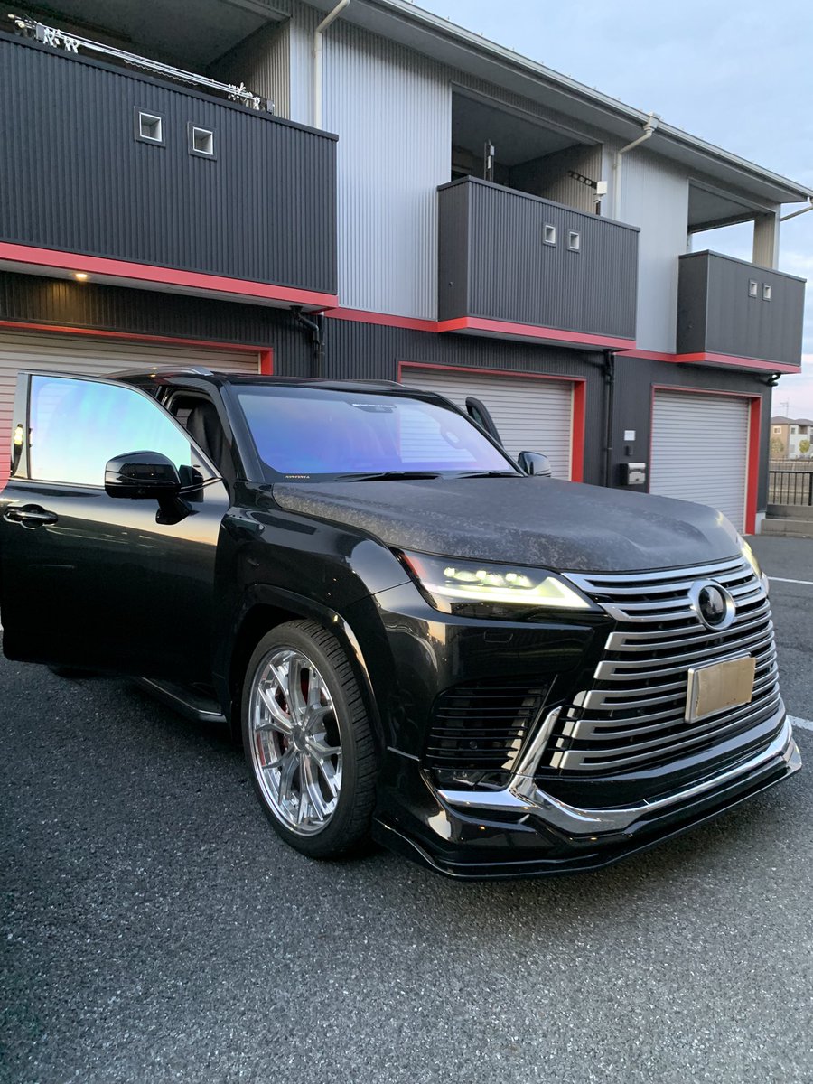 film_factory987's tweet photo. LEXUS LX

フロント1式
ULTRAVISION LIGHT

ルーフ
コボテクト80

#lexuslx #レクサスLX #ULTRAVISION #ウルトラヴィジョン #cartint #カーフィルム https://t.co/gbGw8rmigu