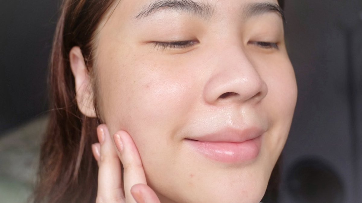 lemonmelonja's tweet image. NEEDLY คู่นี้ใช้แล้วผิวไบร์ท อิ่มน้ำเวอร์ ยิ่งเวลาใช้ตัวมาส์ก Toner pad สูตร vita C ก่อนแต่งหน้าแล้วผิวชุ่มชื้นดีมาก ตัวนี้ช่วยผลัดเซลล์ผิวให้กระจ่างใส แผ่นเนื้อตาข่ายเยลลี่ชุ่มฉ่ำมาก รูปทรงพอดีกับหน้า ใช้เสร็จทาตัวเซรั่มตาม เนื้อบางเบา ชุ่มชื้นสบายผิวสุดๆ ต้องลอง!