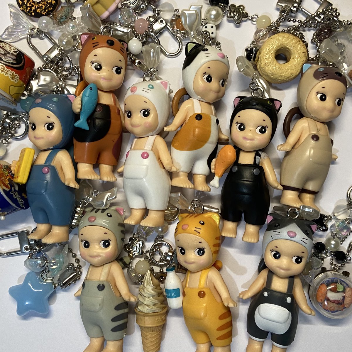 caratcloudshop's tweet photo. ☆. . Sonny Angel Catlife Series Keychains! ˃̵ᴗ˂̵  

— reply/dm codename + mine to claim 
— check alt!

⭑ ₱200 ea
⭑ payo / 24h reservation
⭑ gcash
⭑ jnt  

t. collbook keychain phone straps keyring keychain bead phone charm phone strap charm beads https://t.co/x0H0QMZYBE