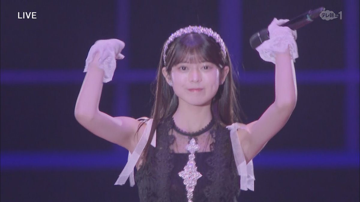 上村麗菜ちゃん。 とんでもなく可愛いひなフェス初ソロ。 「わたし」っ
