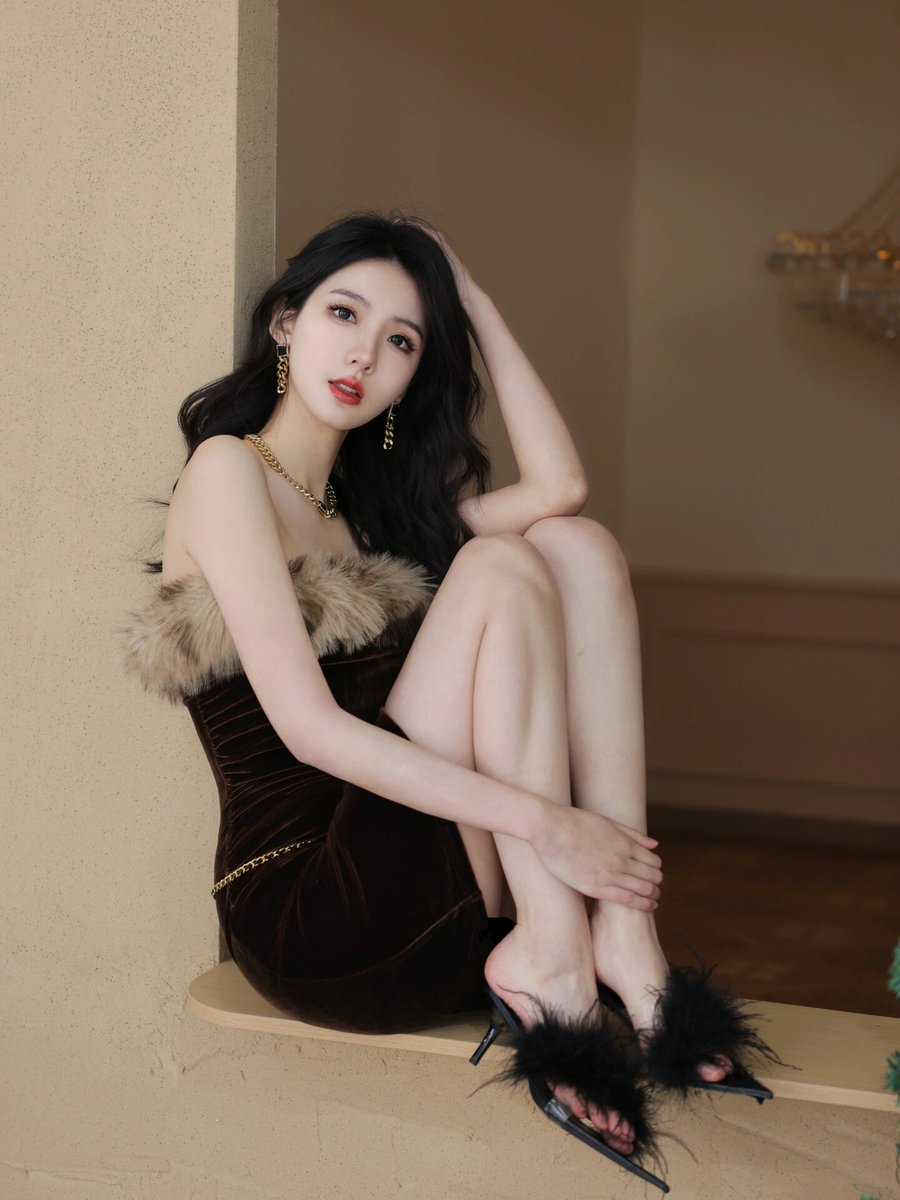 A beautiful day begins anew.