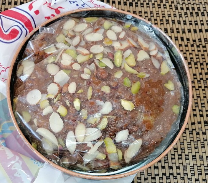 NailaScorpio's tweet image. "Heartfelt conversations are always accompanied by sweet food." #SohanHalwa
#multani
#amici24 #仮面ライダーガヴ