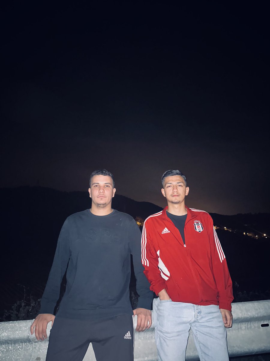 aaniljk's tweet photo. düşer düşer kalkarız✌️🦅@19ygt03 https://t.co/IO5L6GJSZR