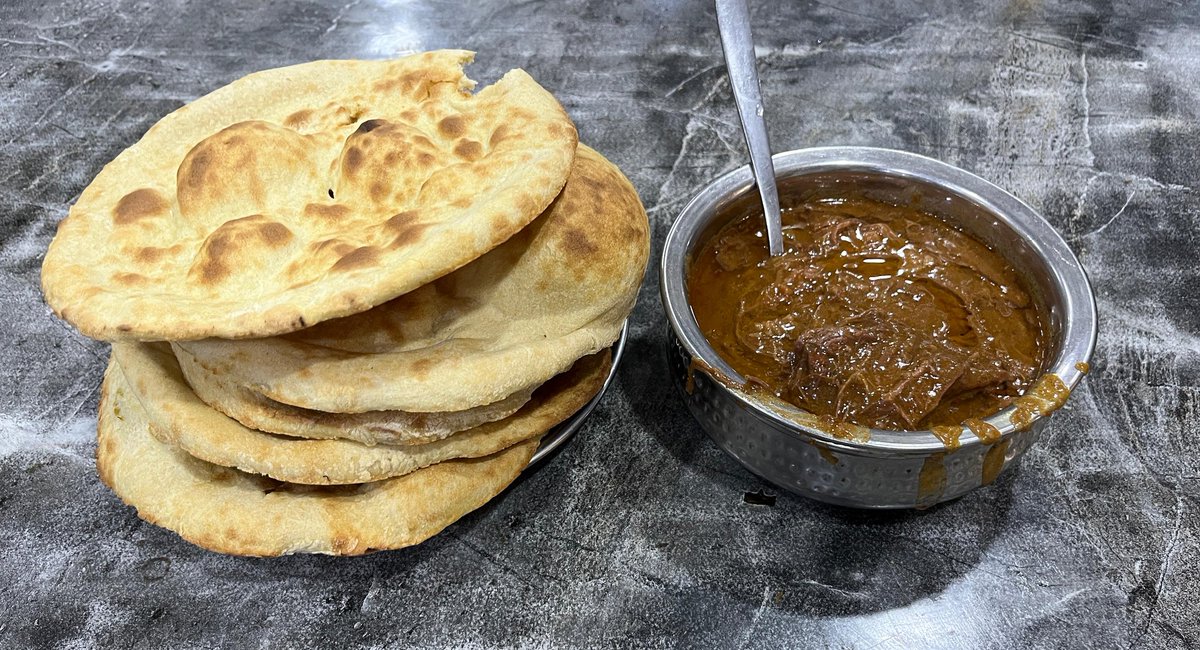 SameerByBhim's tweet photo. @narendramodi @myogiadityanath @NayabSainiBJP this eid try eating #Nihari and #SheerKhurma maybe it will melt your hearts and you will be able to love all #Indians a little bit. (Kebabs with #chotafanta will make it even better) https://t.co/nUDEKM7mou