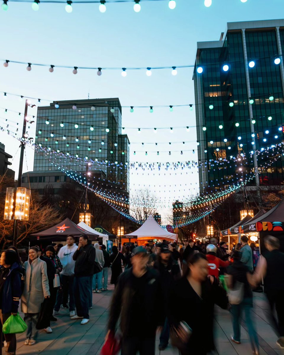 That’s a Wrap! 📷
A huge THANK YOU to everyone who came out for the third and final day of the Let’s Hear It Live JUNO Block Party! 

#JUNOsBlockParty #LiveMusic #CanadianTalent #ThankYou #SeeYouAtTheJUNOs