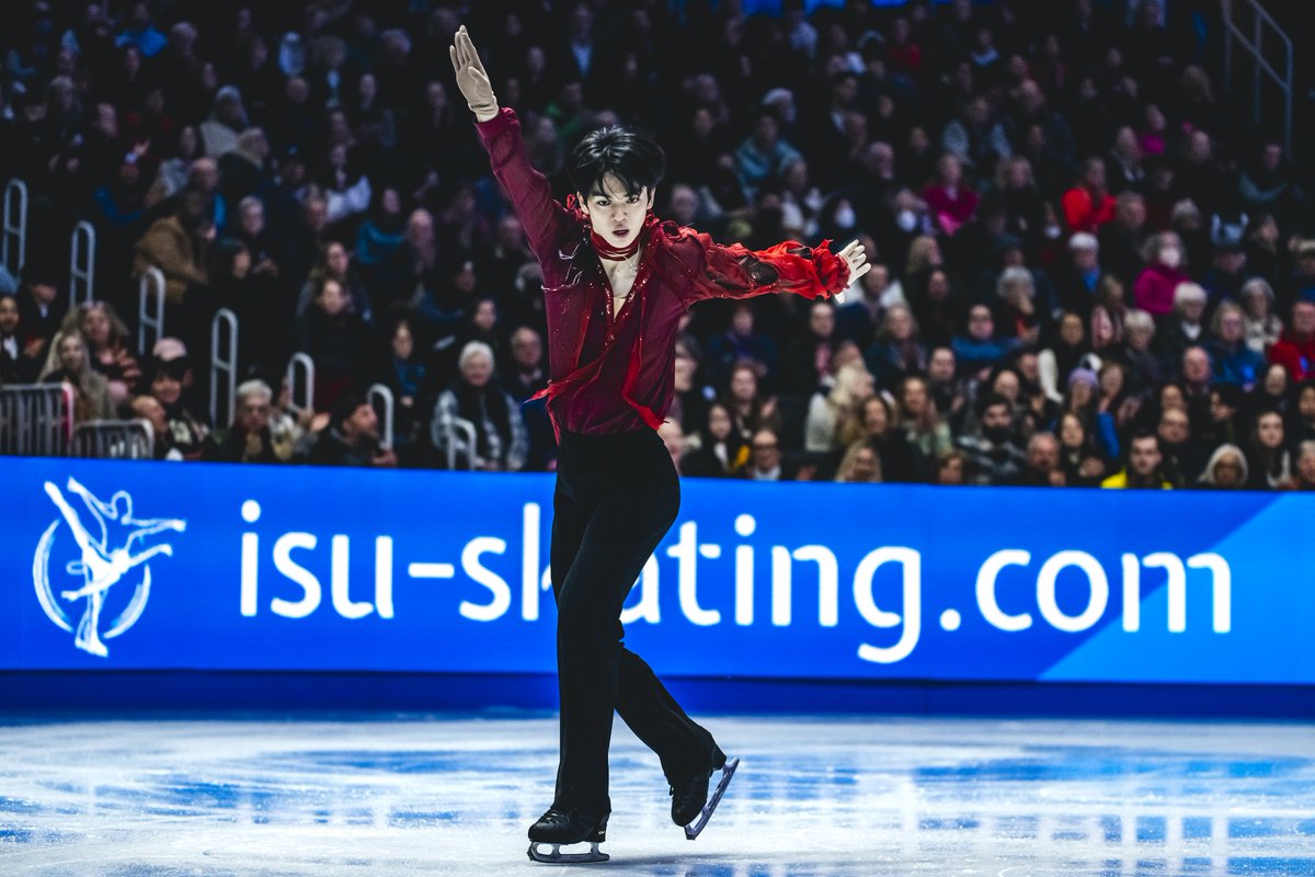 🇰🇷South Korea's Cha Jun-hwan finished 7th at the 2025 ISU World #FigureSkating Championships in Boston🇺🇸

⛸️The 2023 world silver medalist registered a season-best total score of 265.74 after a 179.33-point free skate performance.

#WorldFigure2025 #차준환