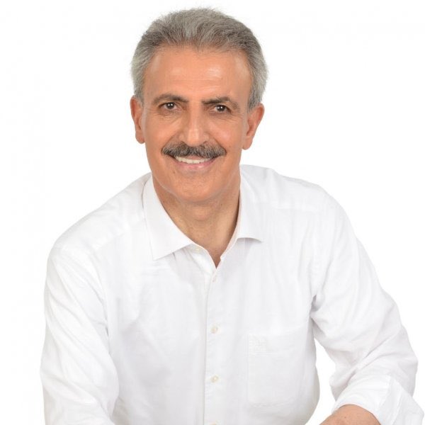 Bingölümüzün kıymetli kanaat önderlernden Zıkte aşiretinin ileri geleni 19,20 ve 23.Dönem Milletvekilimiz değerli eğitimci <a href="/kazim_ataoglu/">Kazım Ataoğlu</a>’nun vefatını üzüntüyle öğrendm.Ömrünü millete hizmete adamış değerlerine vefayla bağlı bir şahsiyetti.Allah rahmet eylesin,mekânı cennet olsun