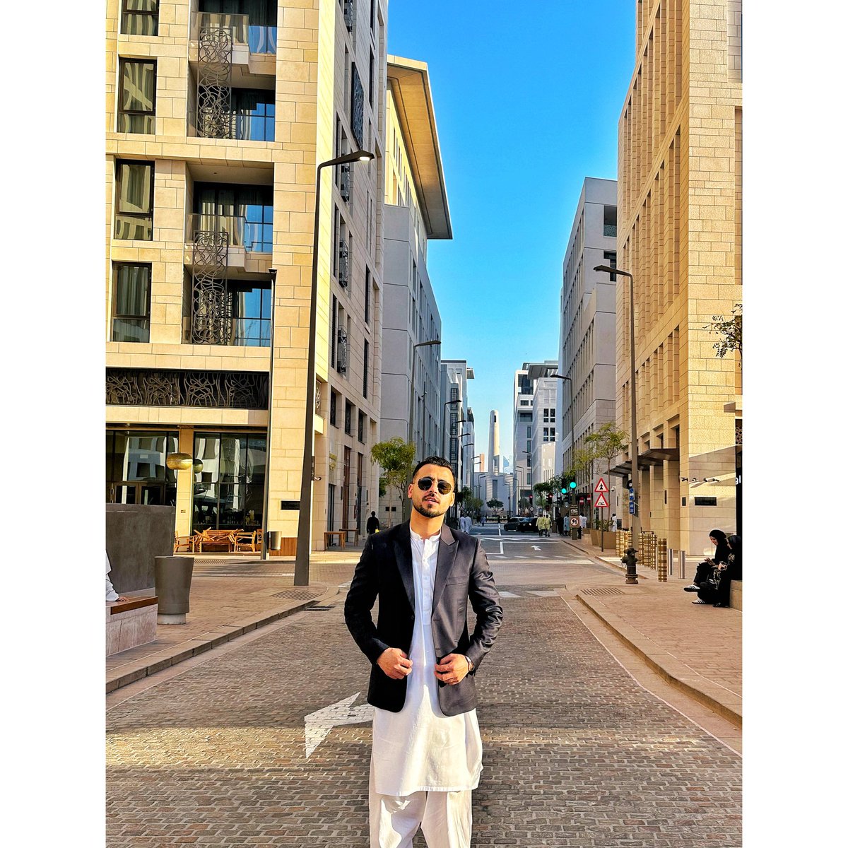 imjunaidd's tweet photo. عيدكم مبارك وايامكم سعيده🌙🌹
#EidMubarak https://t.co/qJt1lLVfOO