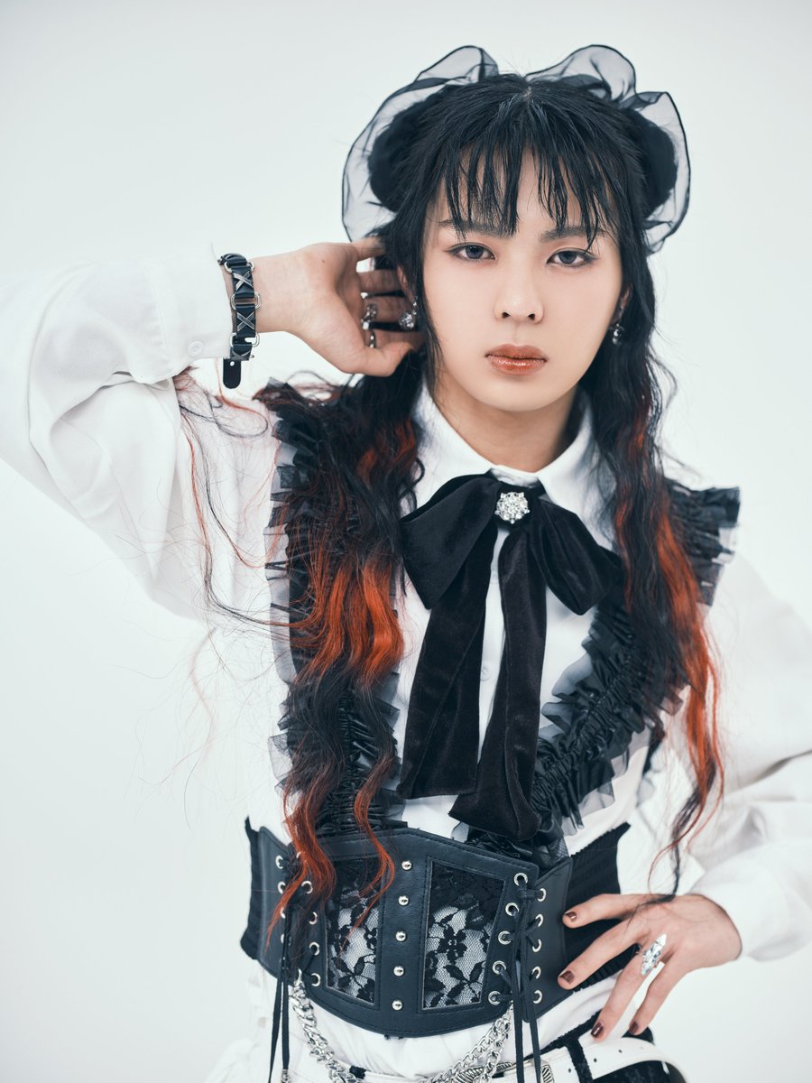 #ITARU　
#WALTZ 
Solo Visual 

❆Pre-Add / Pre-Save
smar.lnk.to/CqyqlU

#龍宮城 #黒執事
#龍宮城アリーナ2DAYS
<a href="/kuroshitsuji_pr/">アニメ『黒執事』シリーズ公式</a>