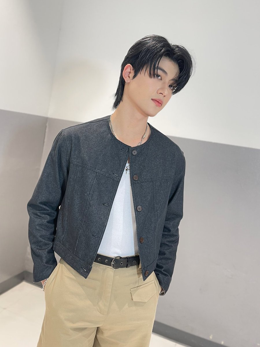tia51.Official tweet media