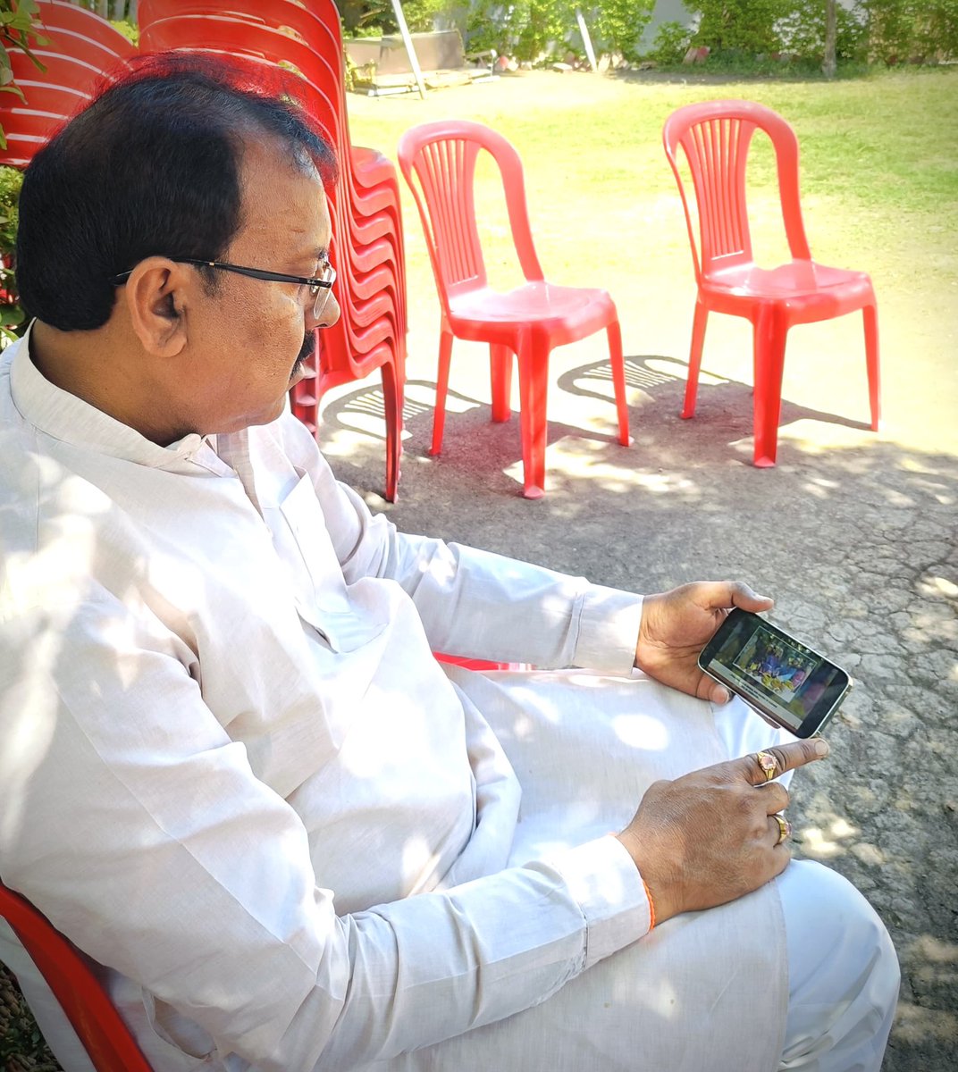 MLARajeshShukla's tweet image. आज प्रधानमंत्री श्री नरेंद्र मोदी जी के  #मन_की_बात कार्यक्रम को सुना…

उनका प्रेरणादायी संबोधन हम सभी को लगातार जनसेवा के लिए प्रेरित करता हैं।

#RajeshShukla | #बिजावर_विधानसभा