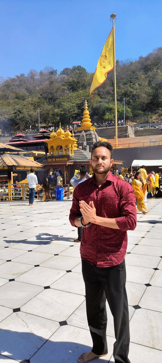 Thakur Navdeep MankotiaЁЯжБ (@navdeepthakurr) on Twitter photo рдЖрдк рд╕рднреА рд╕рдирд╛рддрдиреАрдпреЛ рдХреЛ "рдЪреИрддреНрд░ рд╢реБрдХреНрд▓" рдкреНрд░рддрд┐рдкрджрд╛ #рд╡рд┐рдХреНрд░рдо_рд╕рдВрд╡рдд_реирежреореи рдХреЗ рд╢реБрдн рдЕрд╡рд╕рд░ #рд╣рд┐рдВрджреВ_рдирд╡рд╡рд░реНрд╖ рдПрд╡рдВ #рдЪреИрддреНрд░_рдирд╡рд░рд╛рддреНрд░рд┐ рдХреА рд╣рд╛рд░реНрджрд┐рдХ рдмрдзрд╛рдИ рдПрд╡рдВ рдЕрдирдВрдд рд╢реБрднрдХрд╛рдордирд╛рдПрдВ...!
рдорд╛рдВ рднрдЧрд╡рддреА рдкреАрддрд╛рдВрдмрд░рд╛ рдЬреА рдХреА рдХреГрдкрд╛ рд╕рджреИрд╡ рд╕рдм рдкрд░ рдмрдиреА рд░рд╣реЗред
рдЬрдп рдорд╛рдВ рднрд╡рд╛рдиреАЁЯЪй рдЖрдк рд╕рднреА рд╕рдирд╛рддрдиреАрдпреЛ рдХреЛ "рдЪреИрддреНрд░ рд╢реБрдХреНрд▓" рдкреНрд░рддрд┐рдкрджрд╛ #рд╡рд┐рдХреНрд░рдо_рд╕рдВрд╡рдд_реирежреореи рдХреЗ рд╢реБрдн рдЕрд╡рд╕рд░ #рд╣рд┐рдВрджреВ_рдирд╡рд╡рд░реНрд╖ рдПрд╡рдВ #рдЪреИрддреНрд░_рдирд╡рд░рд╛рддреНрд░рд┐ рдХреА рд╣рд╛рд░реНрджрд┐рдХ рдмрдзрд╛рдИ рдПрд╡рдВ рдЕрдирдВрдд рд╢реБрднрдХрд╛рдордирд╛рдПрдВ...!
рдорд╛рдВ рднрдЧрд╡рддреА рдкреАрддрд╛рдВрдмрд░рд╛ рдЬреА рдХреА рдХреГрдкрд╛ рд╕рджреИрд╡ рд╕рдм рдкрд░ рдмрдиреА рд░рд╣реЗред
рдЬрдп рдорд╛рдВ рднрд╡рд╛рдиреАЁЯЪй