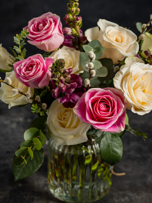 💐 Happy Mother's Day Newport! 🌺 

Here's hoping you have a lovely day.

📷: <a href="/marksandspencer/">M&S</a> 

#HappyMothersDay #Newport #MotheringSunday