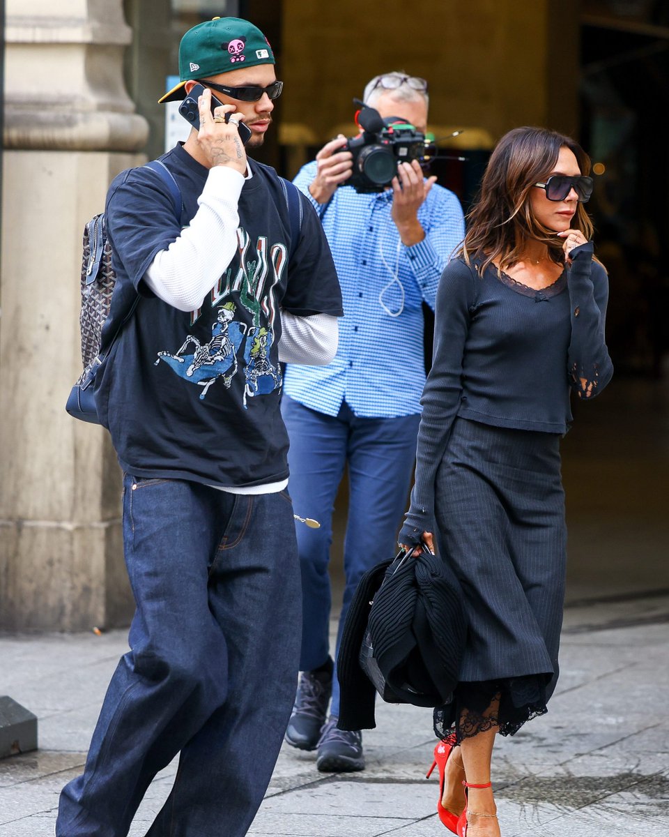 Because they’re not just regular moms... they’re cool moms. 📹

This Mother’s Day, we’re spotlighting iconic mother-child duos serving style on and off the red carpet. Swipe for our fave 'MOTHER' moments in recent memory. 💫

#MothersDay #CelebMoms