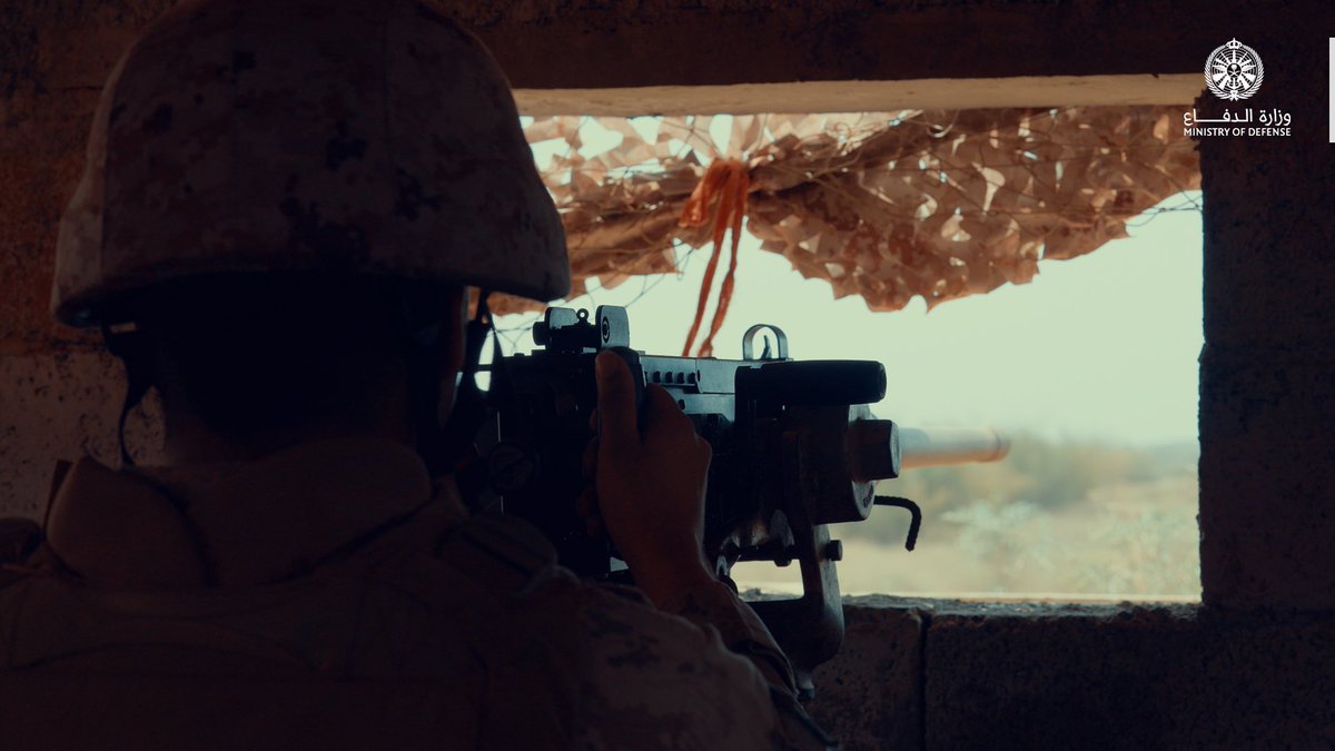 modgovksa's tweet image. أبطالُنا على الحدِّ مرابطون.. عيدُهم شرفُ حمايةِ الوطن، وفرحتُهم أمنُه واستقرارُه.

#وزارة_الدفاع