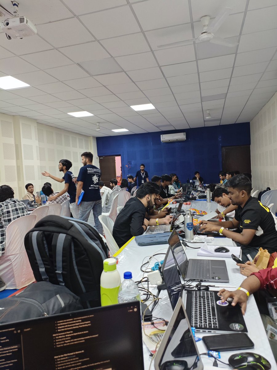 chinmaybhattt's tweet image. 🚀 AceHack 4.0 – Rajasthan’s biggest student-run hackathon is here! 36 hours of innovation, coding, and collaboration. Whether you&apos;re a beginner or a pro, this is your chance to shine! 💡💻

#AceHack4 #Hackathon #Innovation
👥 @alokagarwal565 @AceHack_uemj