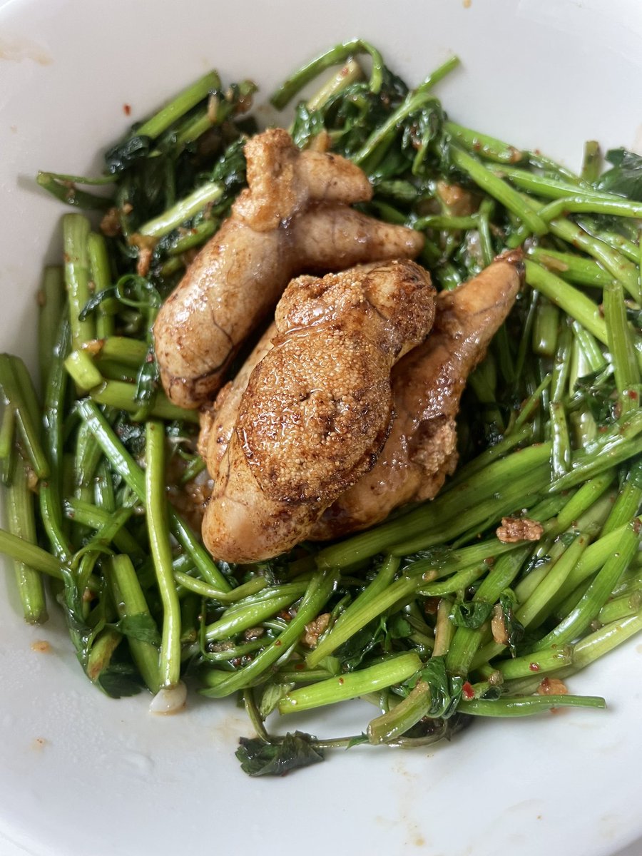 명란미나리솥밥
마싯다.