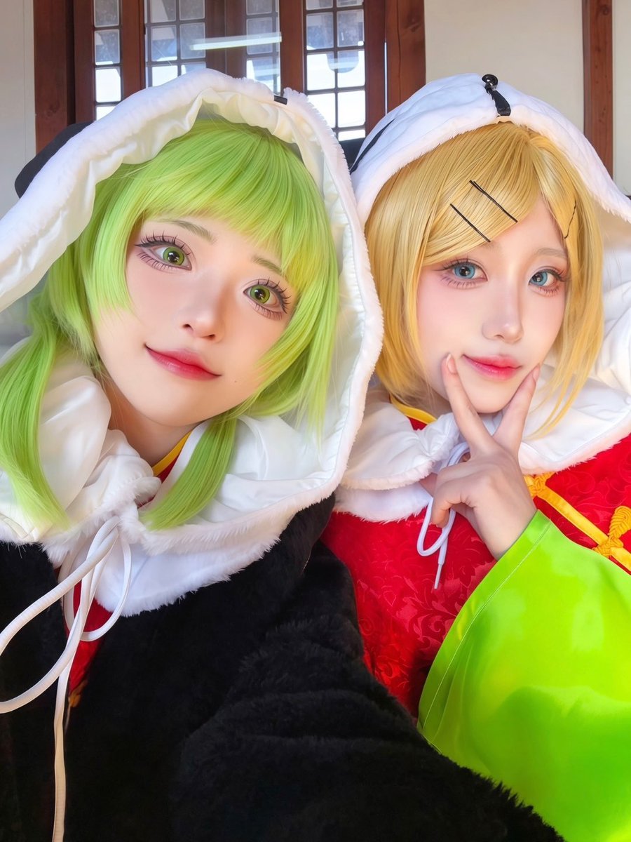 코코페 쟤밋엇다🥟❤️💚 https://t.co/xGMqjt4gcn