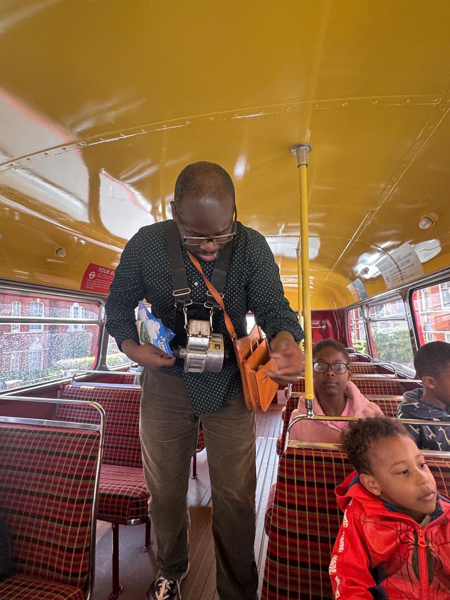 EdwardAdoo's tweet photo. Wow what a day on Route 19. Memorable day. Every bus was full. Long queues. Lots of love for the Routemasters and RTs in service. Especially the gibson ticket machine. Thanks to Donald for sharing the photos. #london #buses #vintage #routemasters #route19 https://t.co/6oV7YOFg17