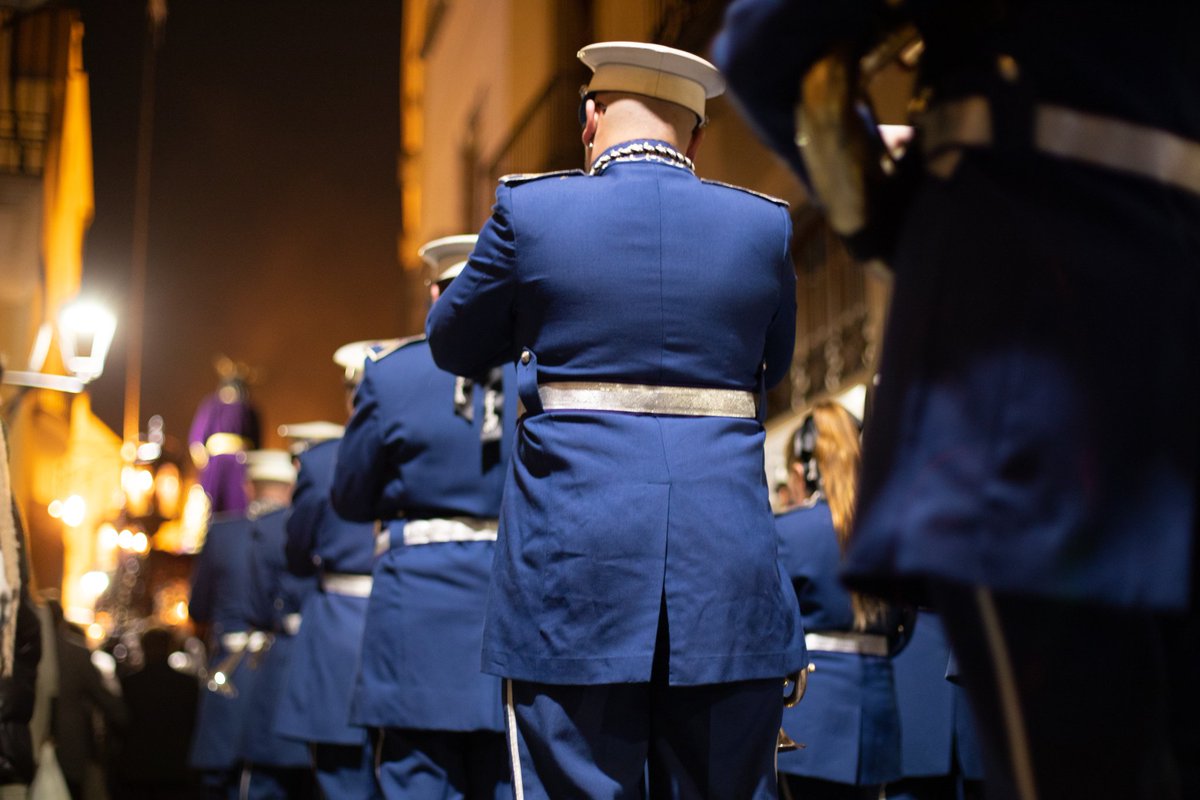 Solo dos domingos nos separan del Domingo de Ramos. La espera se acorta. Los ensayos, la emoción y los nervios van en aumento… ¡Se acerca el momento ! 🎺🥁

📸@irenefluque.picture 

#sienteConsuelo  #músicayfe