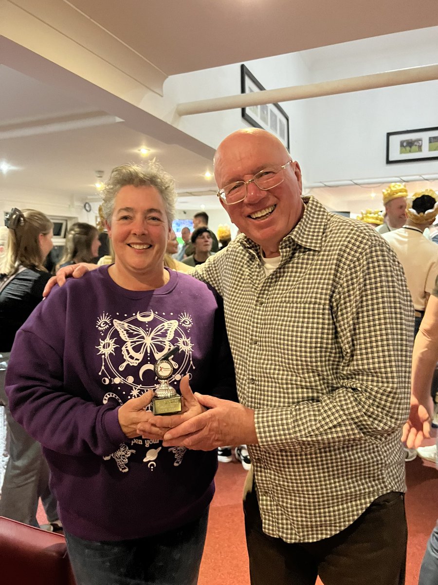 Steve Godwin (@godderssteve) on Twitter photo Attended <a href="/hockeyfareham/">Fareham Hockey Club</a> awards evening at the club last night.
Delighted to present the rather grandiose โSteve Godwin Club Umpire of the Year Awardโ to <a href="/westcatCath/">Catherine West</a>
Well deserved recognition. Cath now also umpiring for <a href="/SouthCentralHo2/">South Central Hockey</a>
<a href="/swsportsnews/">South West Sports News</a> <a href="/fhumpires/">Keely | FHumpires ๐๐จ๐ฆ๐</a>
#thirdteam Attended <a href="/hockeyfareham/">Fareham Hockey Club</a> awards evening at the club last night.
Delighted to present the rather grandiose โSteve Godwin Club Umpire of the Year Awardโ to <a href="/westcatCath/">Catherine West</a>
Well deserved recognition. Cath now also umpiring for <a href="/SouthCentralHo2/">South Central Hockey</a>
<a href="/swsportsnews/">South West Sports News</a> <a href="/fhumpires/">Keely | FHumpires ๐๐จ๐ฆ๐</a>
#thirdteam