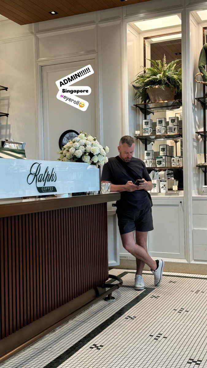 DMTSwimming tweet media