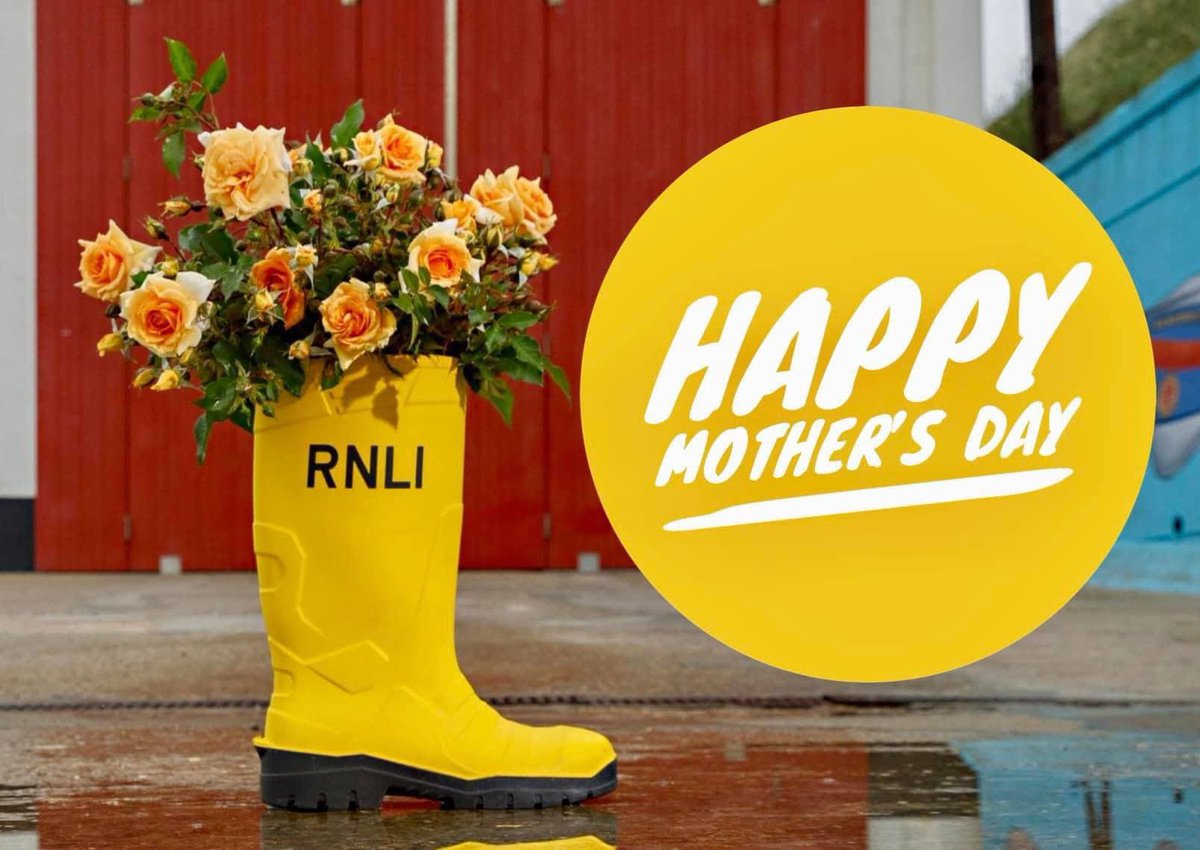 Happy Mother’s Day to all those mums out there on our crew, our operations team as well as our  fundraising and shop volunteers. Thank you to all those mums who support us and help us to Save Lives at Sea. Hope you all have a great day.🩷