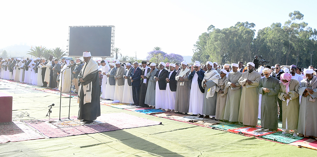 #Eid Mubarak; Eid al-Fitr celebrated at Asmara's Bahti Meskerem Square in the early morning hours today  in the presence of Government officials, members of the diplomatic community, &amp; the faithful. 

Keynote address &amp; blessings delivered by the Mufti, Sheikh Salim Ibrahim Al