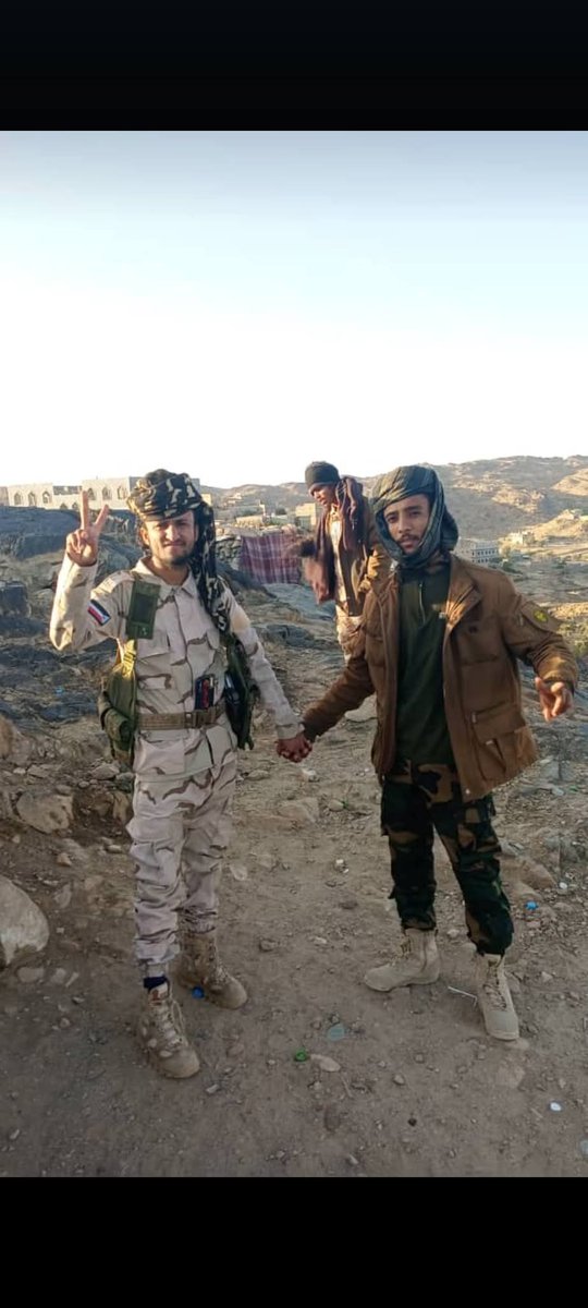 أن كان هناك من يستحق التهنئة بالعيد فهم هؤلاء جدار الصد المنيع والحارس الأمين لمكتسبات شعب الجنوب الأبي عيدكم مبارك وكل عام وانتم بخير ابطال قواتنا الباسلة وحماة الأرض والديار اين ماكنتم في كل جبهات الجنوب من أقصى الوطن إلى أقصاه