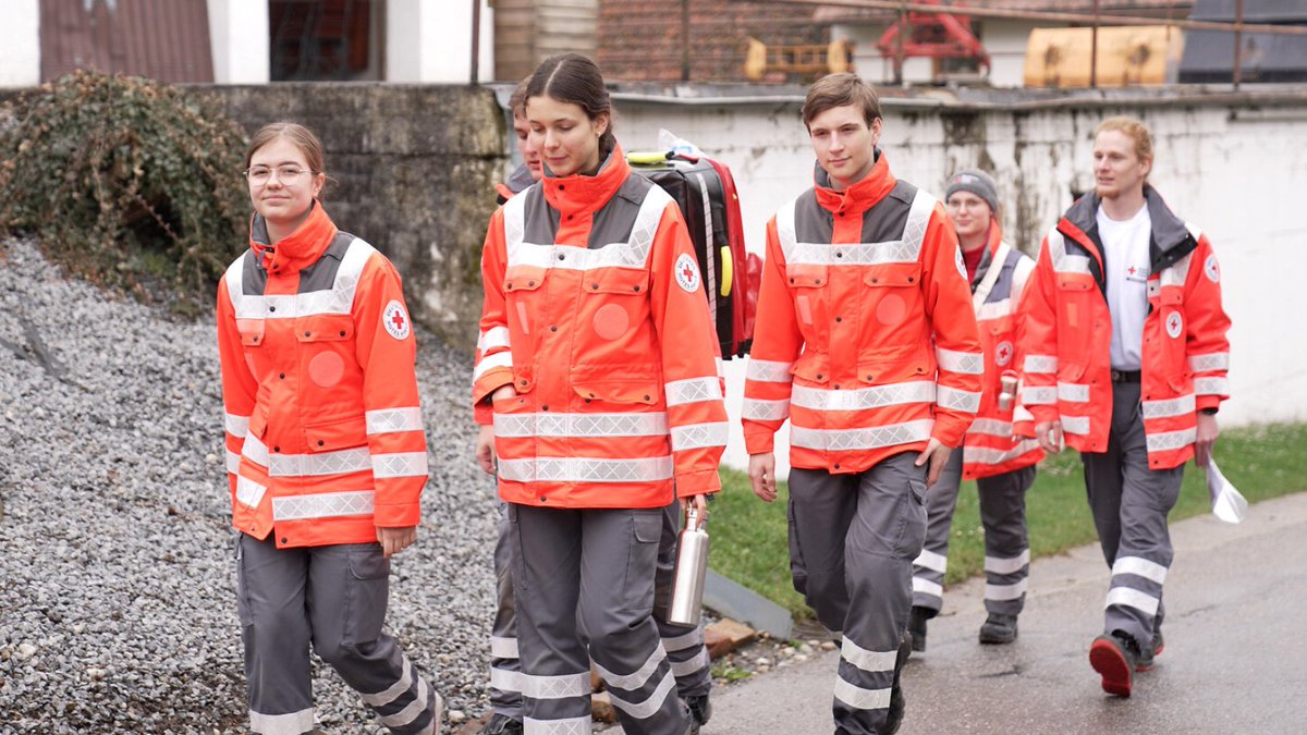 brkaktuell's tweet image. ⛑👏Die Zukunft der #Bereitschaften 

Rund 80 Kinder nahmen gestern am ersten #Landeswettbewerb der BRK-Bereitschaftsjugenden in Postau (Niederbayern) teil. Wir gratulieren allen Gewinnerteams!

👉 go.brk.de/4ccg5MQ