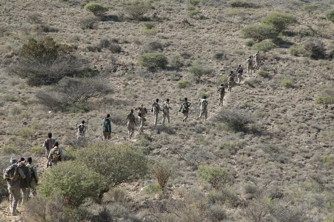 NABAD iyo CAANO KU IIDA DHAMMAAN.
Dhididka iyo Dhiigga Ciidamada Difaaca Puntland (PDF) ayaan ku jiifnaa.