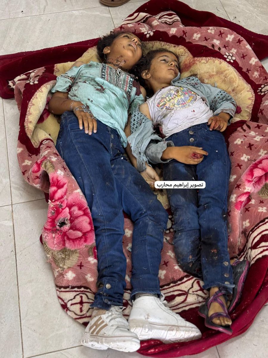 abn_gaza90's tweet photo. بعد أن لبسوا ثياب العيد.. الاحتلال يستهدف مجموعة من الأطفال خلال لعبهم داخل أحد المخيمات غرب مدينة خانيونس ، حسبنا الله ونعم الوكيل💔 https://t.co/vL4vUNQTrs