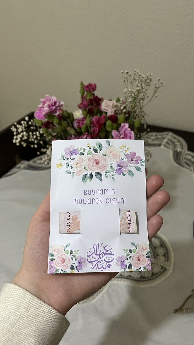 Çabuk itiraf et babanne hangi anon sünni hesap senin bu arada hayırlı bayramlar✨