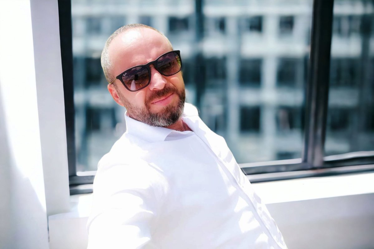 Mübarek Ramazan Bayramınızı en kalbi duygularımla tebrik ediyor, sevdiklerinizle birlikte sağlık ve huzur dolu nice bayramlar geçirmenizi diliyorum…..