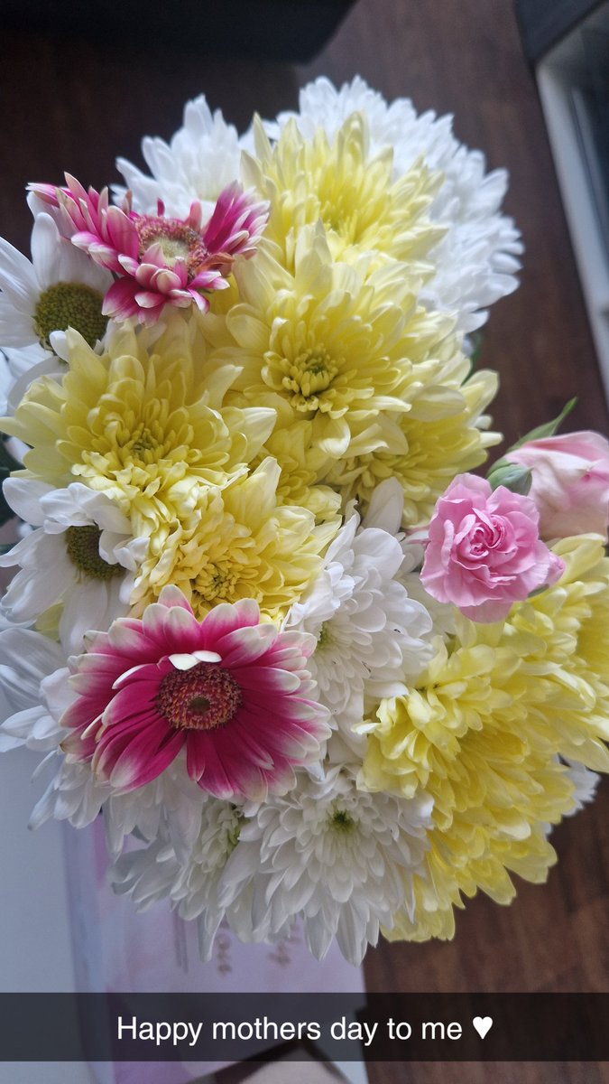 💐 🌹  Happy Mothers Day 💐 🌹 

One proud happy mumma ♥︎