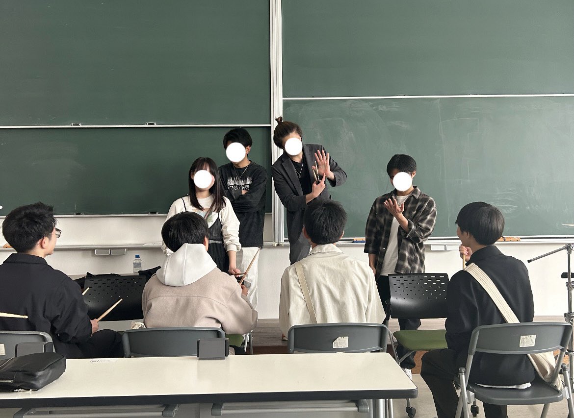 Medics_NUM's tweet photo. 【新歓イベント告知🌸】

新歓イベントカレンダー🗓️
1️⃣4/3   新歓コンパ
2️⃣4/20 楽器体験会&amp;ミニライブ🎸
3️⃣5/18  楽器体験会🥁&amp;中間確定コン
4️⃣6/28  確定コン🍻
（他イベントも会議中です...）

音楽経験問わず大歓迎です！
日時や場所は追って告知します📢 https://t.co/qpguHw6dw6