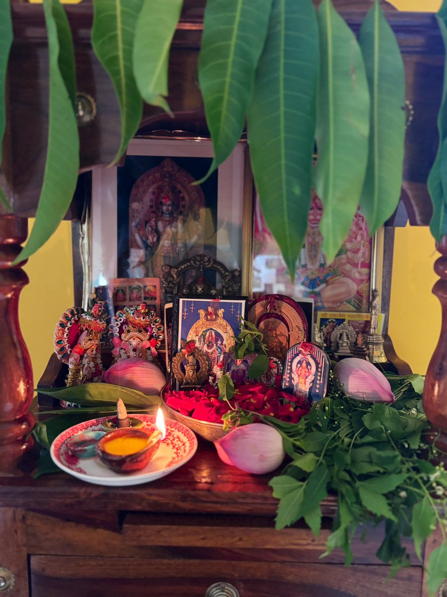 TheSignOfFive tweet media