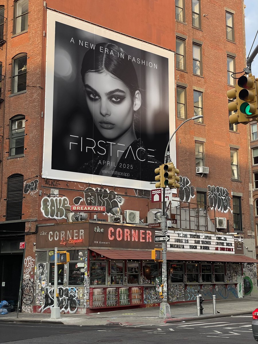 firstfaceapp's tweet image. New York, Paris, Milan, Dubai, and beyond - First Face is landing in every fashion capital this April. The future of show production is nearly here.

#FirstFace #FashionRevolution