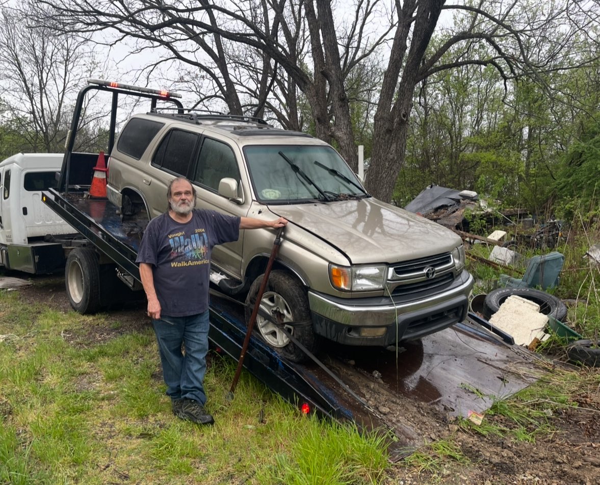 WeAreClunkerz's tweet image. 🚗💰 Need Cash for Your Clunker? 💰🚗 

Turn that old junk car into instant cash with Clunkerz! We offer top dollar for your unwanted vehicles—fast, easy, and stress-free. Don’t let that clunker sit around any longer.  #ennistx #waxahachietx #junkmycarennistx #redoaktx #ferristx