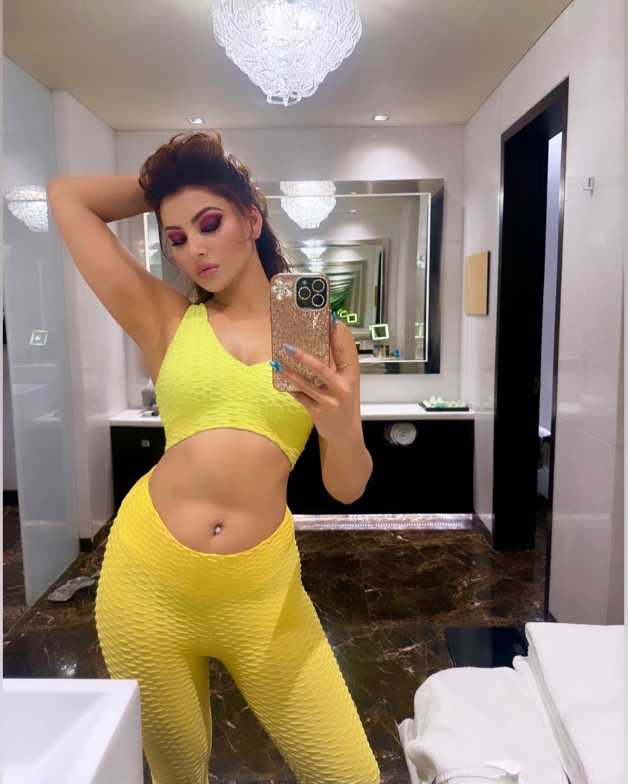 GnRu2OaaIAAJylp?format=jpg&name=large