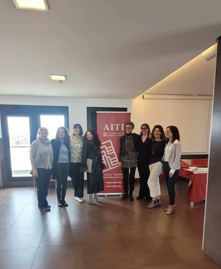 Ieri a Padova si è svolta l'assemblea regionale elettiva della sezione #AITI_VETAA. Grazie a chi ha donato il proprio tempo all'associazione nel CDR e nel CdS in questi quattro anni e buon lavoro a chi ha raccolto il testimone!
#AR_AITI #sociAITI#sezioniAITI #sabatoconAITI