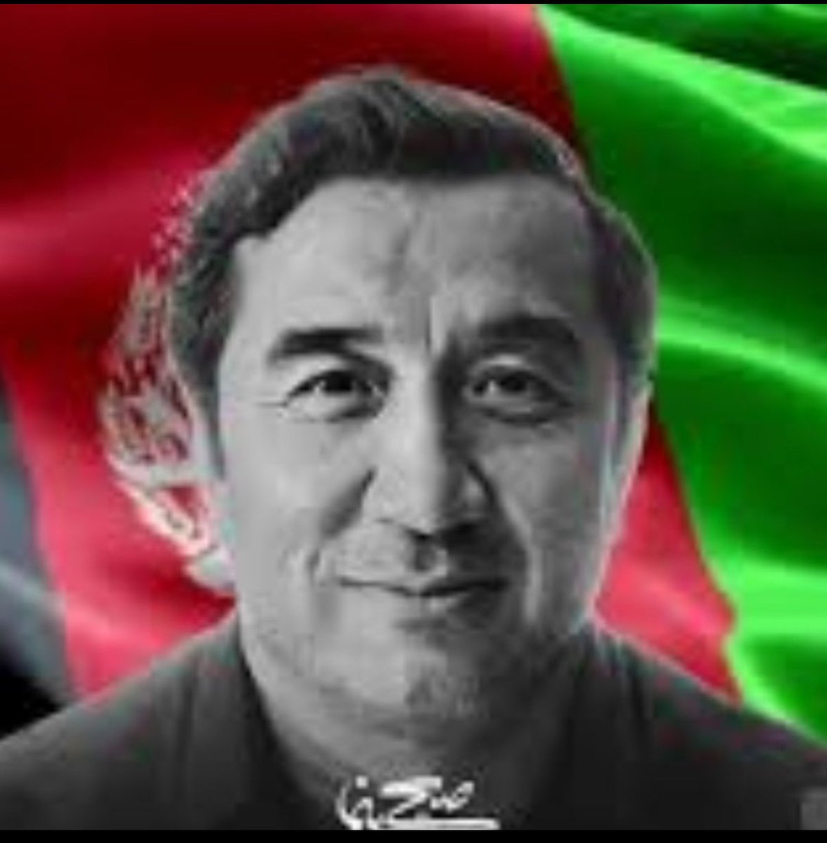 aliyazdani7612's tweet photo. تیم ملی من پرسپولیسه و شاشیدم تو اون تیم ملی شماها و بازیکن مد نظرت.
دوم اینکه امروز کاملا مشخص شد چرا یکعده به اصطلاح خبرنگار و بلاگر «سروش رفیعی»رو میزدن،این افغانی هم با شتیل بگیرای #گدازاده همراه شده و میگه فحش خوردن این بی ناموس رو یکعده فوتبالیست هدایت میکنن!!!
و در آخر اینکه قصه ما و این گلره تازه شروع شده و تا وقتی مثل رفیقت بی اصل و نسب قرصیش نکنیم این ماجرا تموم نمیشه.