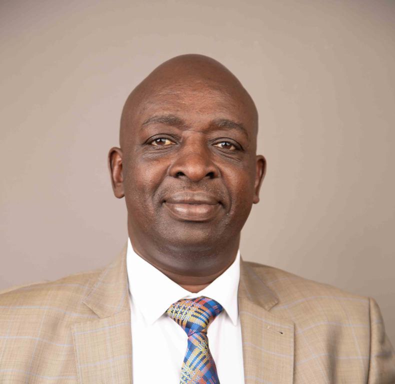 InfoTrack shows that Gakuya James Mwangi is more popular than Babu Owino when it comes to the Nairobi top seat.

I want to confirm something...

Retweet 🔁for Babu Owino

LIKE♥️ for Gakuya

Vote below.