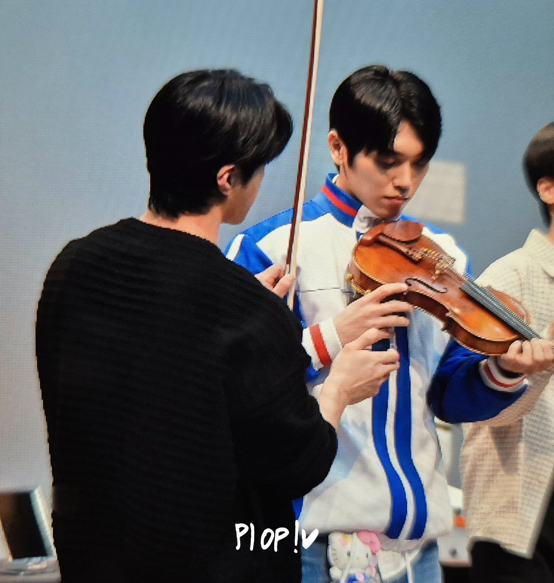 250330 팬싸 preview
거친 민균과 불안한 바이올린과..
그걸 바라보는 재영...

#온앤오프 #ONF #와이엇 #WYATT #심재영 #JustFeelWYATT  <a href="/WM_ONOFF/">온앤오프 (ONF)</a>