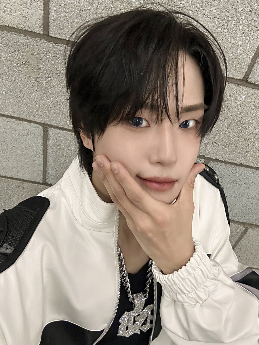 [#박민석]

1주차가 벌써 끝났다니…😭 다음 주 무대도 기대해 주실 거죠?! 😁
곧 만나요! ❤️