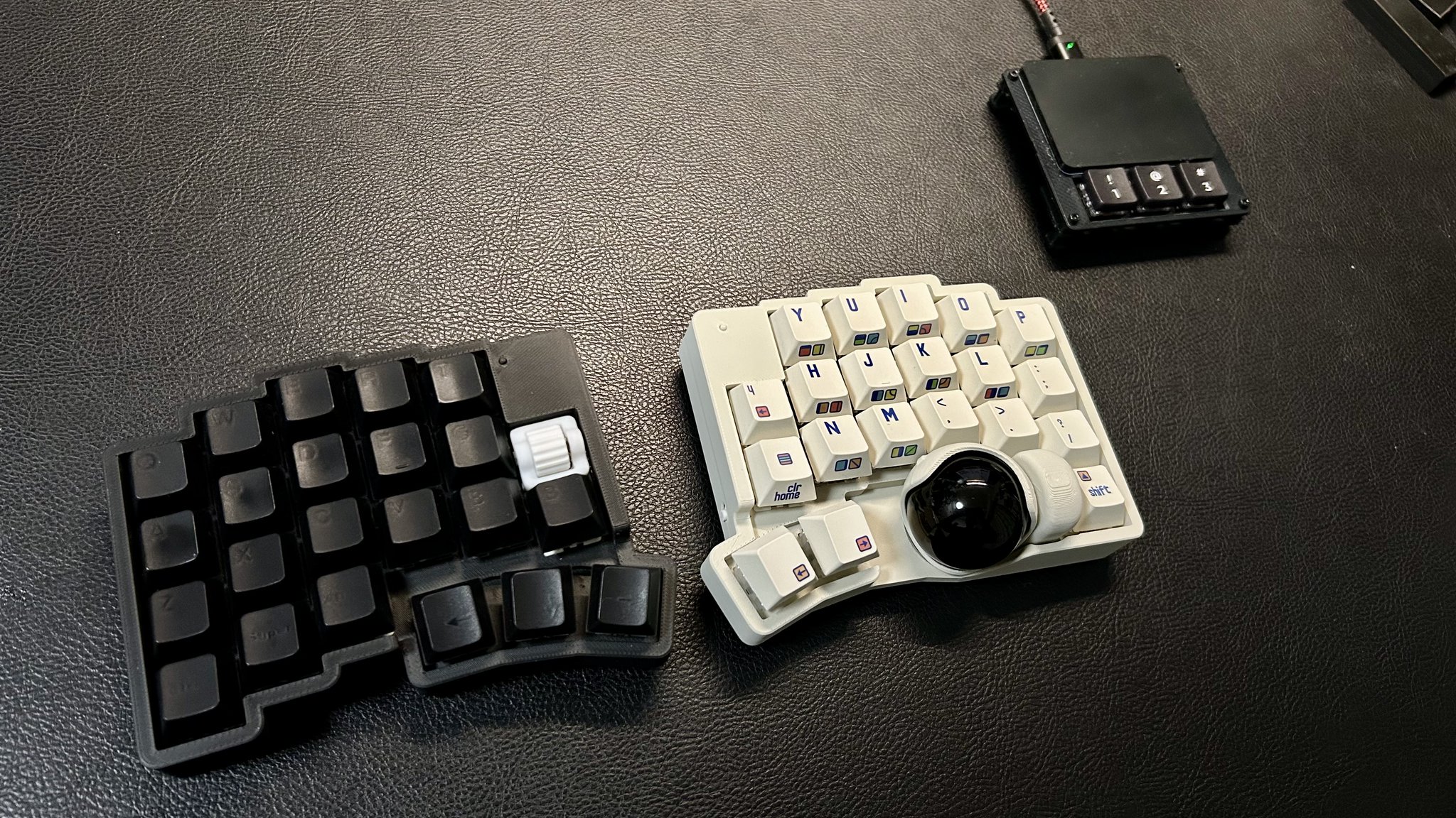 キーボード roBa 自作キーボード「roBa」を仕事道具として2週間使い込んでわかっ