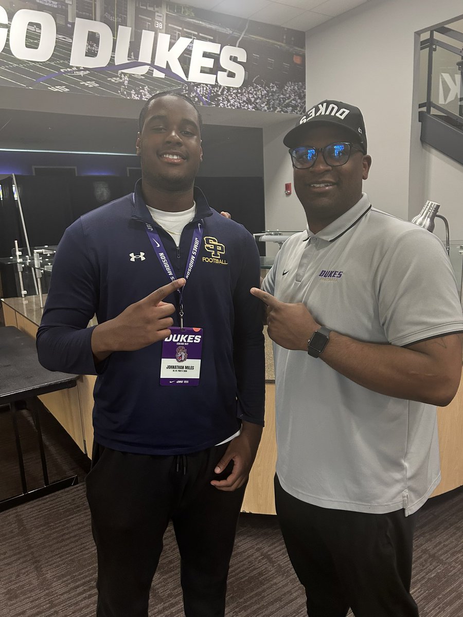 Johnathan Miles (@johnathanmile55) on Twitter photo Had a great junior day at JMU <a href="/CoachhBarnes/">𝙆𝙮𝙡𝙚 𝘽𝙖𝙧𝙣𝙚𝙨</a> <a href="/CoachSamDaniels/">Sam Daniels</a> <a href="/JMUFootball/">JMU Football</a> <a href="/StPaulsFB/">St. Paul's Football</a>
<a href="/NooffseasonMD/">No Off-Season Inc.</a> Had a great junior day at JMU <a href="/CoachhBarnes/">𝙆𝙮𝙡𝙚 𝘽𝙖𝙧𝙣𝙚𝙨</a> <a href="/CoachSamDaniels/">Sam Daniels</a> <a href="/JMUFootball/">JMU Football</a> <a href="/StPaulsFB/">St. Paul's Football</a>
<a href="/NooffseasonMD/">No Off-Season Inc.</a>