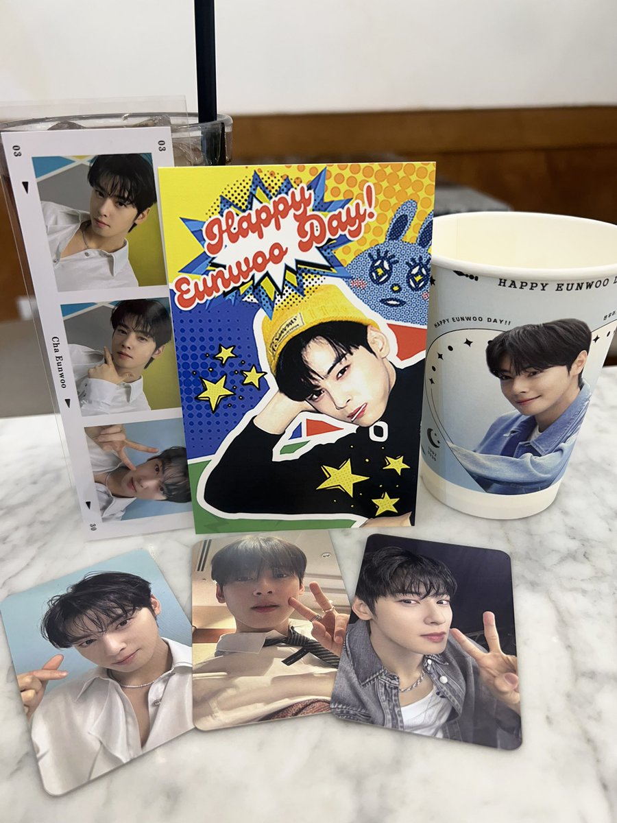 Beaut1stXx's tweet photo. 은우님 생일 축하해‼︎🎉🥳
바쁘시겠지만 건강 잘 챙기고
좋은 생일 드세요🫶❤️‍🔥‼︎
앞으로도 응원 할게요‼︎🥳❤️‍🔥
#아스트로 #ASTRO #차은우 
#CHAEUNWO0 #최고의_선물_바로_차은우 https://t.co/FHo1osOXOC